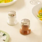 نمکپاش شیشه ای